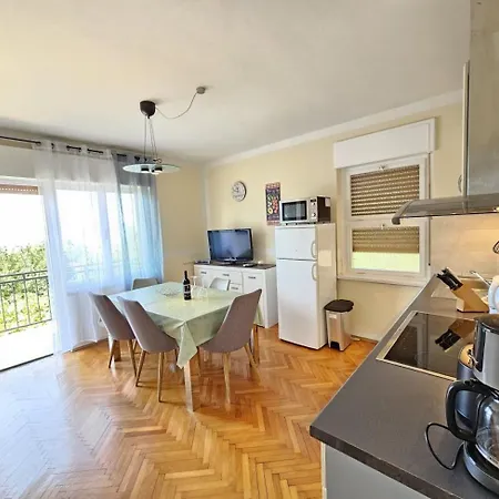 Apartament Brlja Nv - For 4 Persons On Great Location Novi Vinodolski