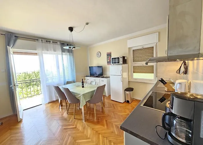 Daire Brlja Nv - For 4 Persons On Great Location Novi Vinodolski