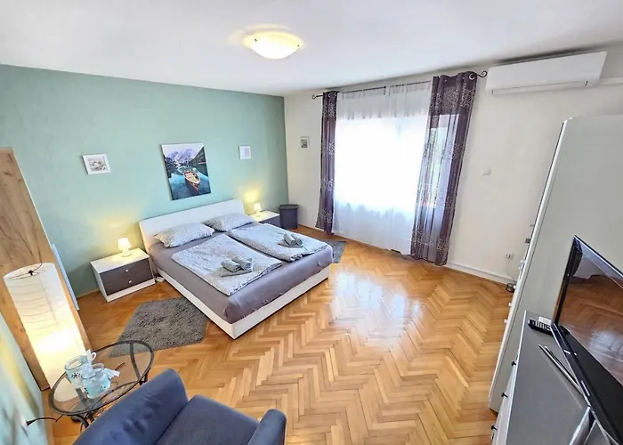 Daire Brlja Nv - For 4 Persons On Great Location