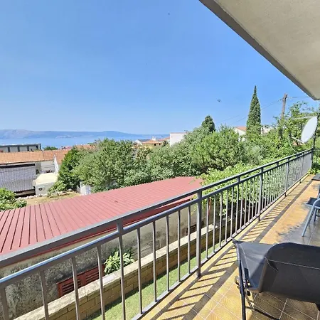 Brlja Nv - For 4 Persons On Great Location Novi Vinodolski