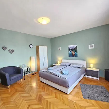 Brlja Nv - For 4 Persons On Great Location Lejlighed