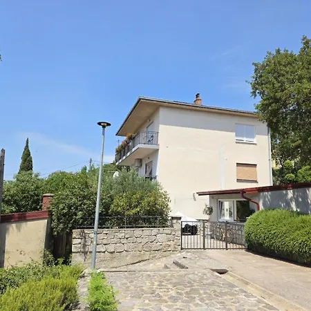 Brlja Nv - For 4 Persons On Great Location Novi Vinodolski