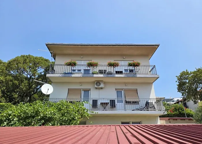 Brlja Nv - For 4 Persons On Great Location