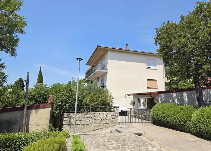 Brlja Nv - For 4 Persons On Great Location Novi Vinodolski